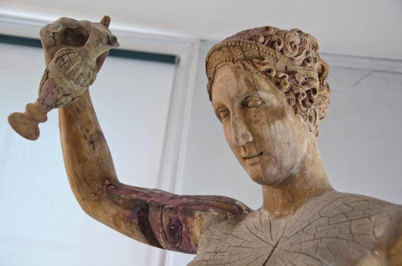 Broadwater Marine Services stripped layers of paint off of this Neo-classical statue that once overlooked the sea from the Hinsdales' home. BY GEORGIA SPARLING